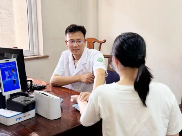 哪家证券公司最正规 濒死感爆棚！仅一周，已有30多人在空调房被“放倒”？医生提醒